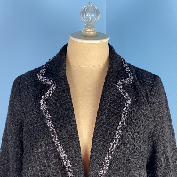 WHO WHAT WEAR Black Tweed Blazer - Picture 3 of 5